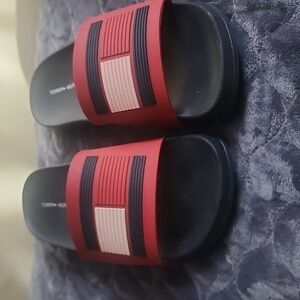 Womens Tommy Hilfiger slides size 7